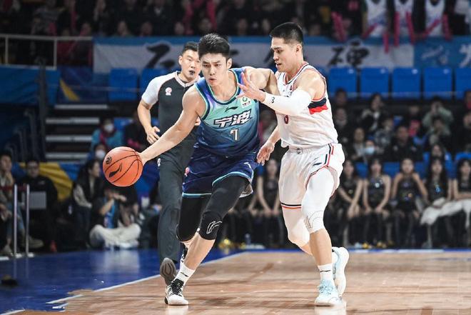 球队成功逆转比分,创造惊世壶力的简单介绍 球队成功逆转比分,创造惊世壶力的简单介绍